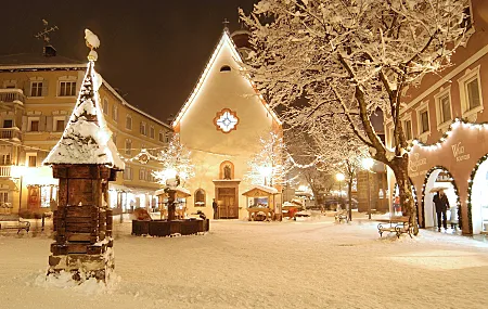 圣诞节 下雪 城镇 夜晚 冬天 田园诗 
