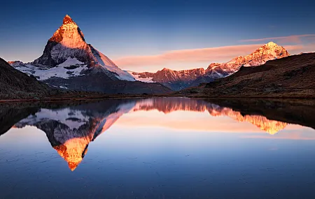 风景 自然 湖泊 倒影 雪峰 平静 水面 4K壁纸