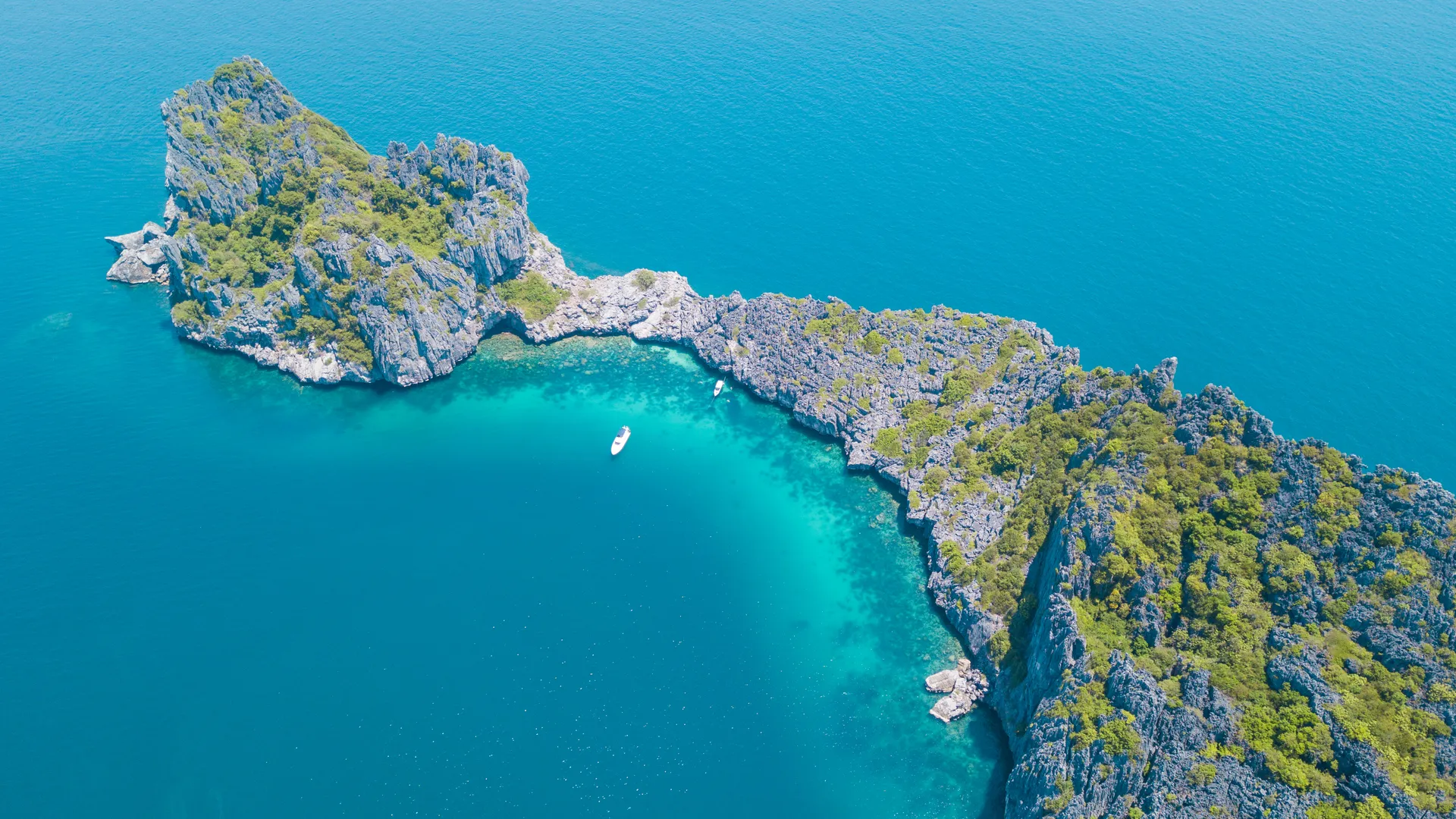 特雷·拉特克利夫 摄影 岛屿 游艇 海洋 自然 水 岩石 树木 