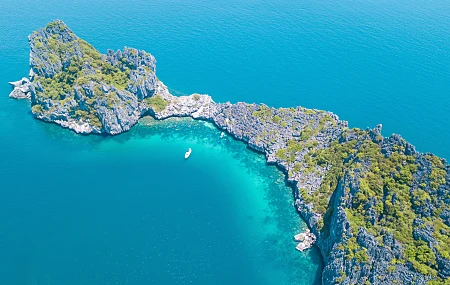 特雷·拉特克利夫 摄影 岛屿 游艇 海洋 自然 水 岩石 树木 