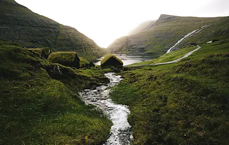 法罗群岛 溪流 风景 河流 草地 北欧风景 丘陵 自然 