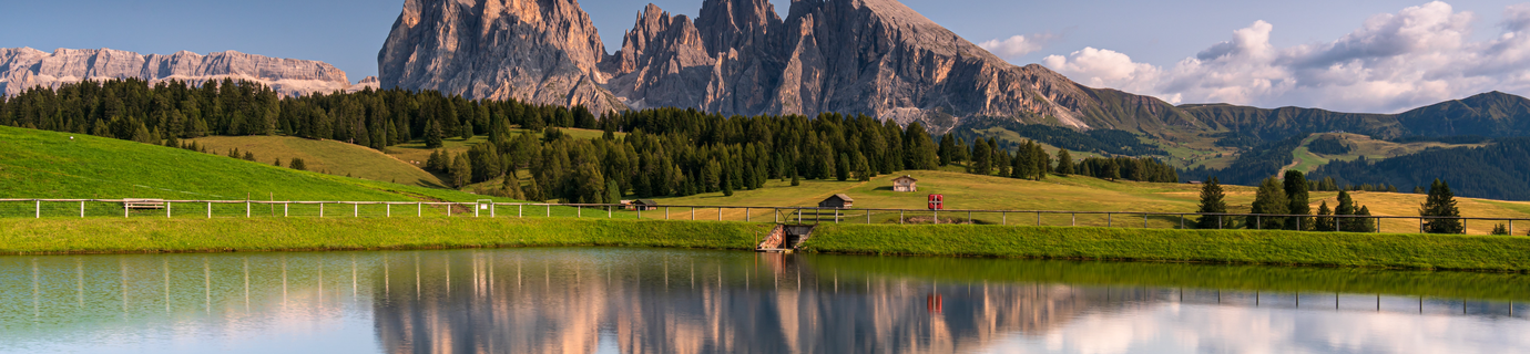 11550+份高清 4K / 8K 壁纸图片提供免费下载！