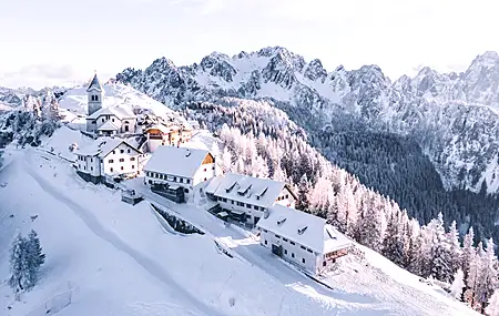 雪山 山脉 雪 冬天 4K壁纸