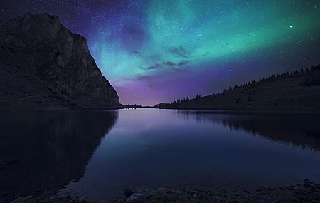 风景 自然 湖泊 山脉 夜晚 黑暗 天空 星星 水 树木  电脑壁纸 4K壁纸