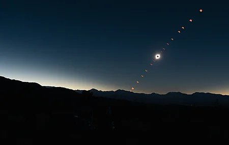日食 日食 时间流逝 山脉 
