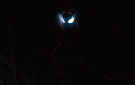 蜘蛛侠迈尔斯·莫拉莱斯 屏幕截图 蜘蛛侠 黑暗 游戏CG 发光的眼睛 