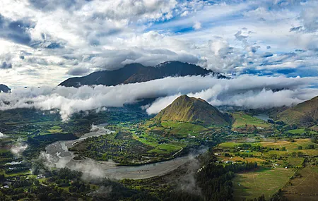 风景 皇后镇 新西兰 自然 云 天空 山脉 田野 河流 丘陵 鸟瞰 