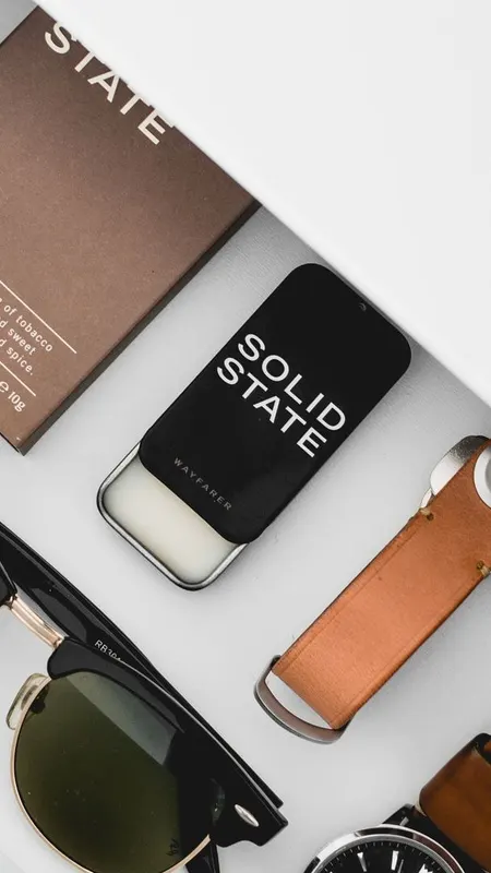 抽屉 钟表 眼镜 平板 手机壁纸 4K壁纸