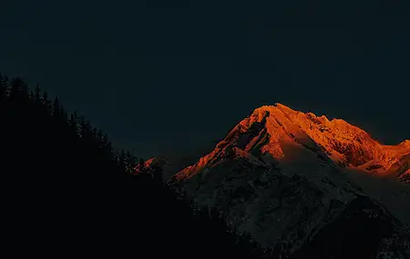 风景 山脉 雪 自然 黑暗 阳光  电脑壁纸 4K壁纸