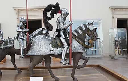 骑士 欧洲 盔甲 盔甲 拳套 甲 护腿 中世纪 矛 羽毛  电脑壁纸 4K壁纸