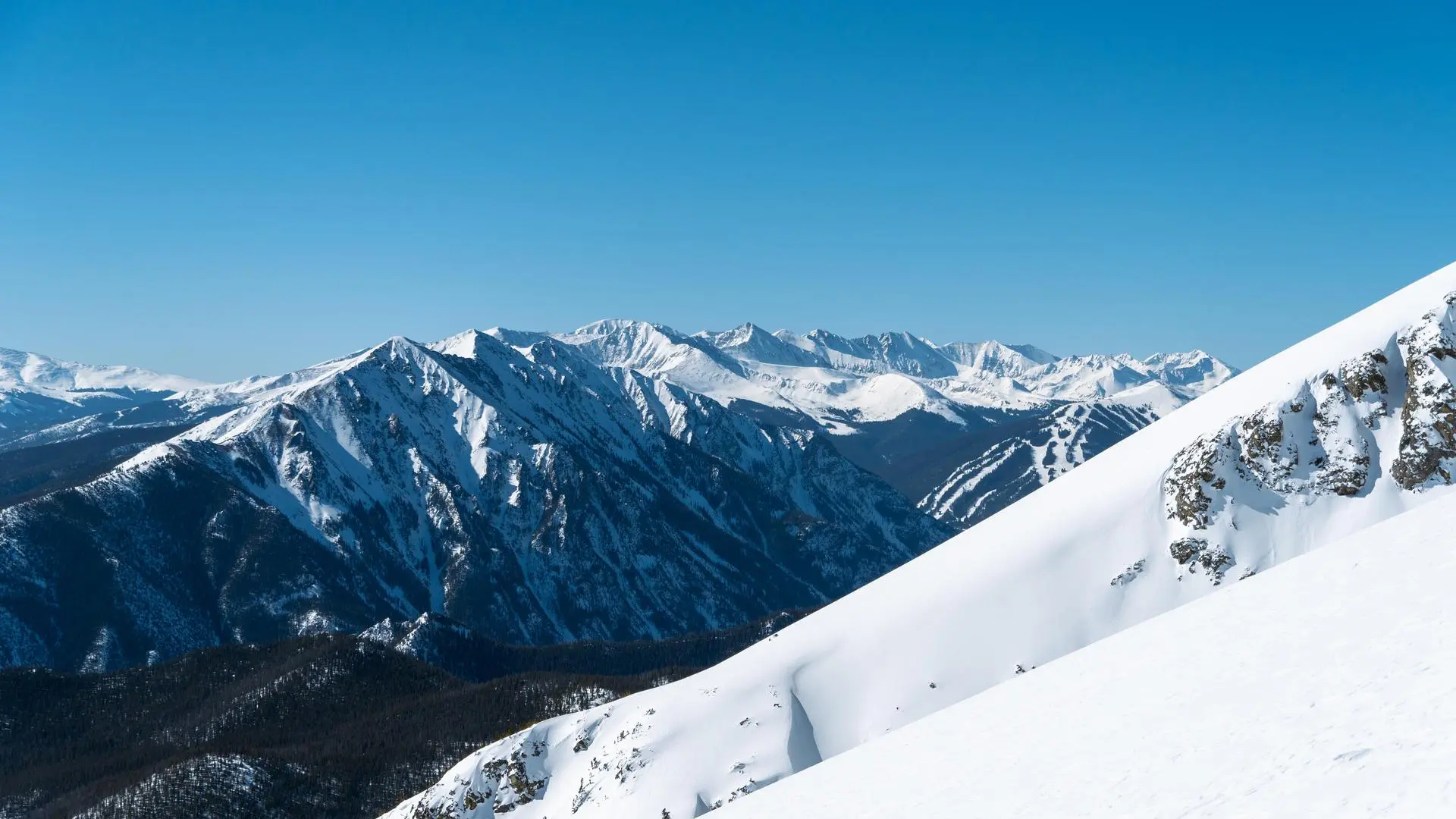 雪 冬天 风景 山景 山脉 悬崖 森林 自然 电脑壁纸 4K壁纸