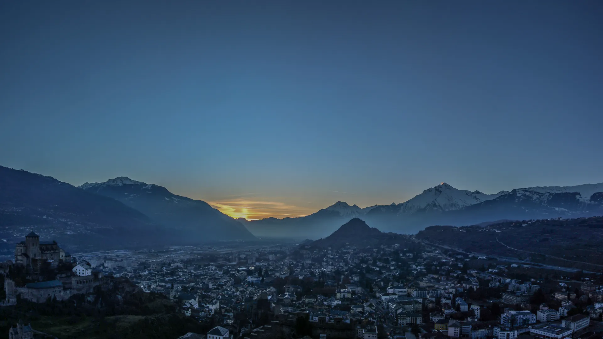 瑞士 风景 山脉 山顶 日落 城市 电脑壁纸 8K壁纸