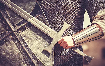 士兵 盔甲 盾牌 中世纪 锁甲 战斗 武士 电脑壁纸 4K壁纸