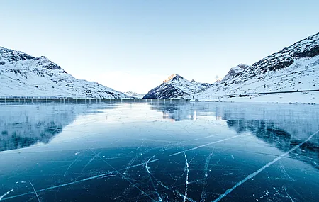 冰冻 湖 景观 自然 雪  天空  电脑壁纸 4K壁纸