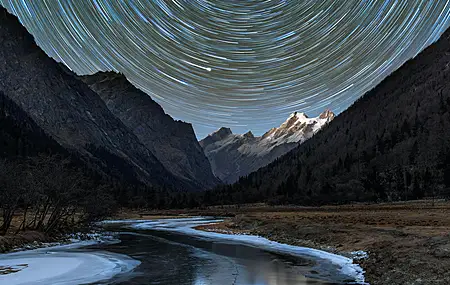 自然 灌木 星星 圆 树 河 山峰 树木 森林 灌木 水 电脑壁纸 4K壁纸