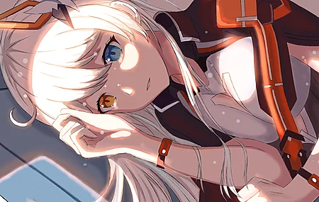 白发 土豆 动漫 女孩 AI艺术 肖像 本海 异瞳  电脑壁纸 4K壁纸