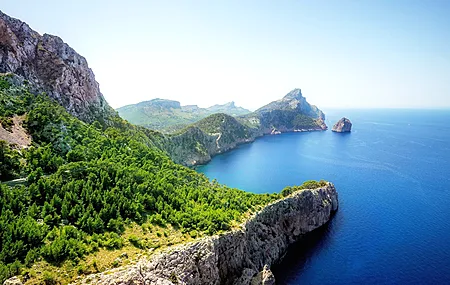 风景 水域 森林 树木 岩石 岩石墙 观景台 绿色 蓝色 自然 悬崖 全景 白色  电脑壁纸 4K壁纸