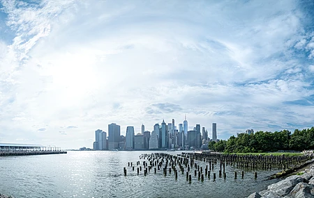 天空 公园 夏天 天际线 城市 摩天大楼 水 城市 建筑 树木 岩石 阳光  电脑壁纸 4K壁纸