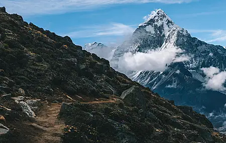 风景 自然 山脉 雪 岩石 4K壁纸