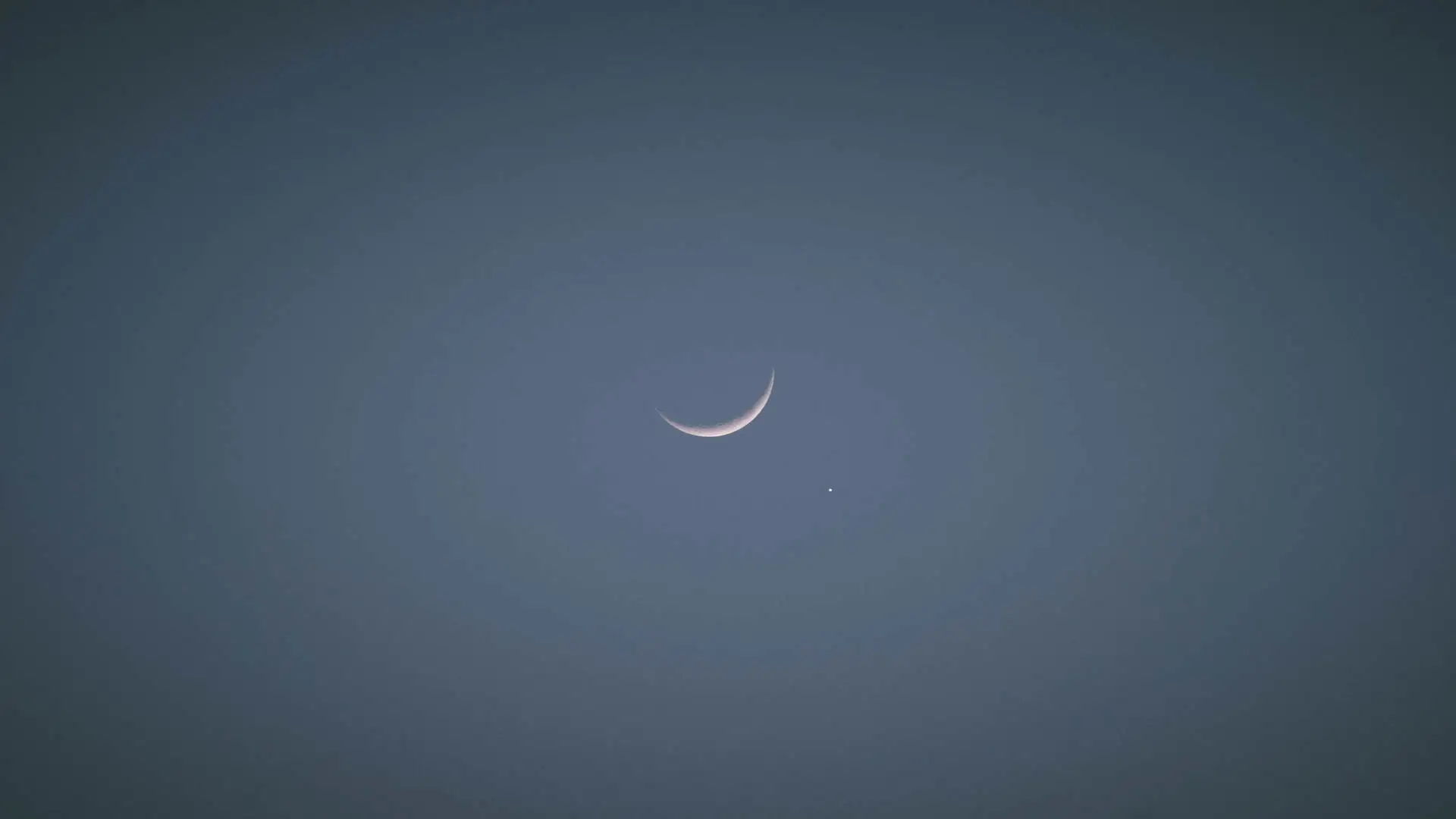 月亮 天空 夜晚 金星 简单背景 极简主义 4K壁纸