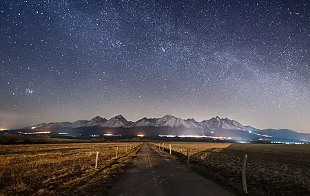 星星 繁星 夜 风景 山脉 夜空 天空 道路 4K壁纸