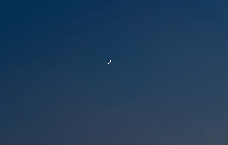 夜 月 天 4K壁纸