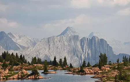 自然 风景 山脉 河流 4K壁纸