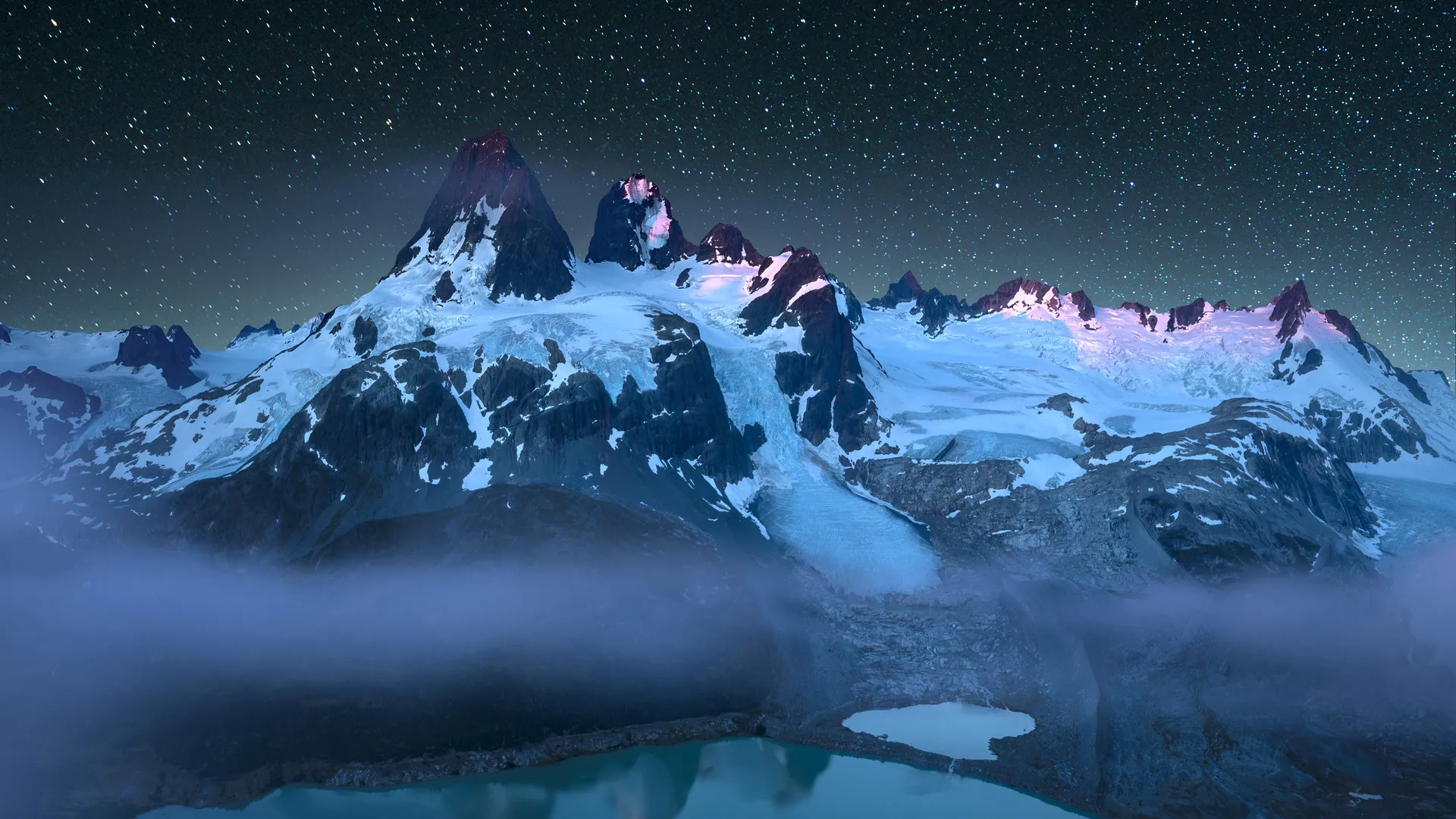 摄影 风景 自然 夜 山 雾 天空 星星 星空 雪 湖水 环境 雪山 山顶 繁星 银河 4K壁纸