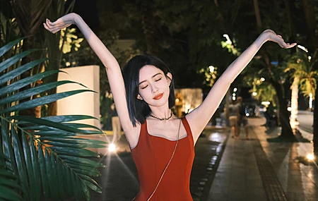 红色裙子 美女 孟子义 闭眼 唯美 4K壁纸