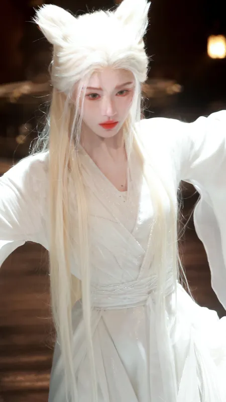 鞠婧祎 白发 狐狸 美女 手机壁纸 1080P壁纸