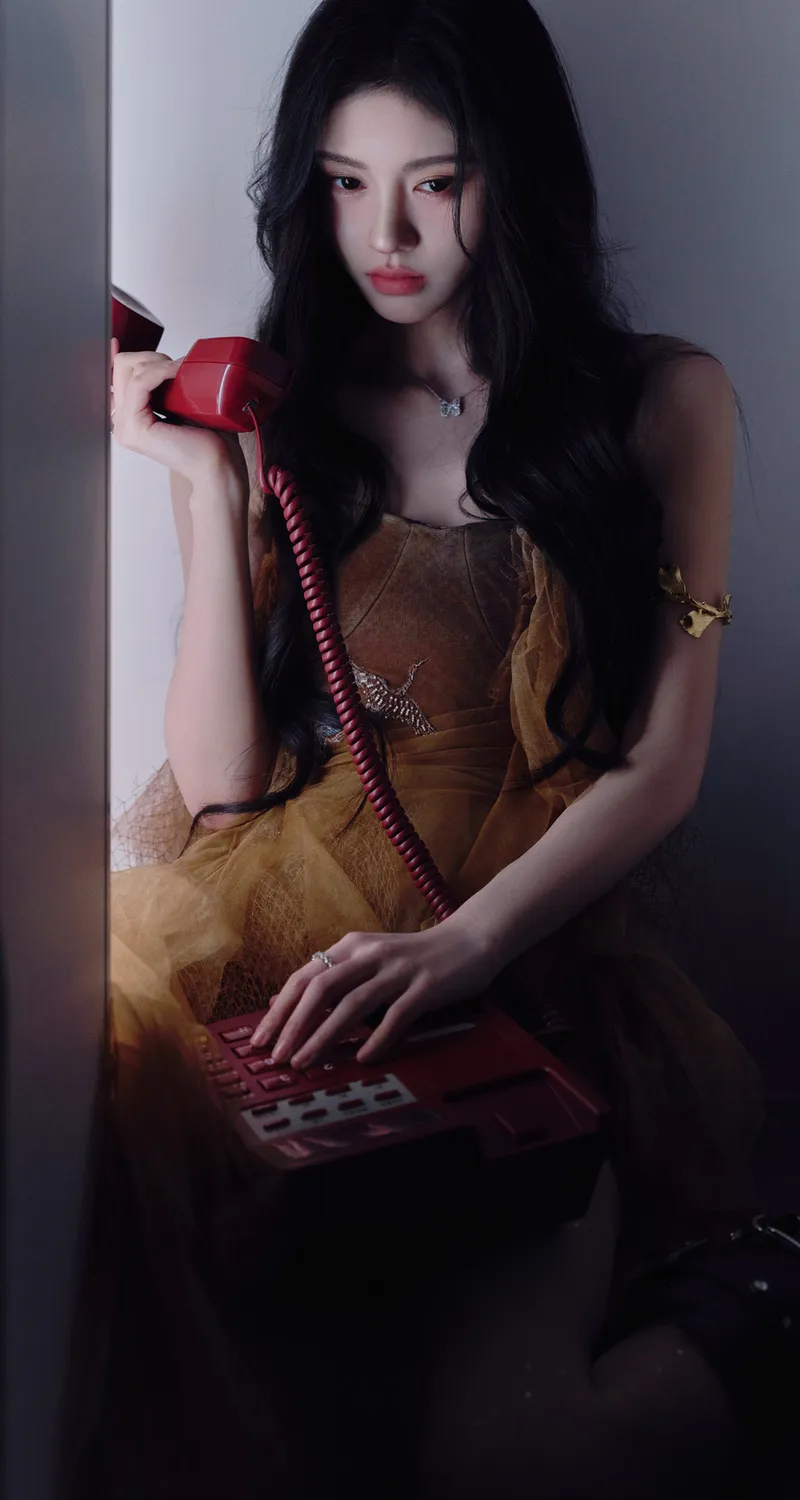 电话 靓丽 美女 鞠婧祎 4k 手机壁纸 手机壁纸 1080P壁纸