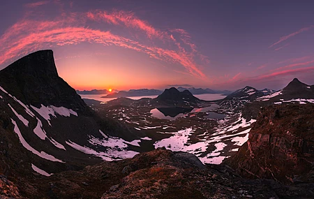自然 风景 山脉 雪 云 水 太阳 岩石 远景 日出 湖泊 4K壁纸