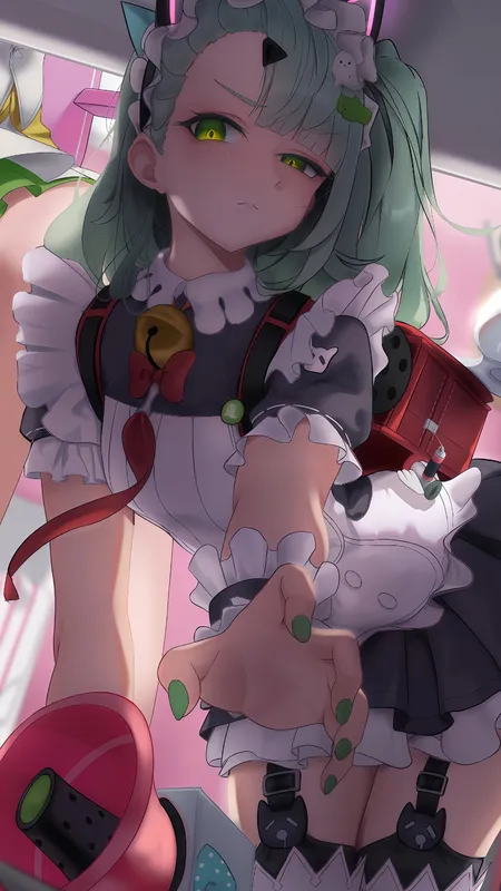 动漫 少女 绝区零 艾莉亚 桑娜 手机壁纸 兽耳 俯身 铃铛 黑色连衣裙 猫耳 绿色眼眸 绿发 发带 发饰 翅膀 换装 女仆 音箱 颈铃 大腿 逆光 站立 绿色美甲 长发 粉色